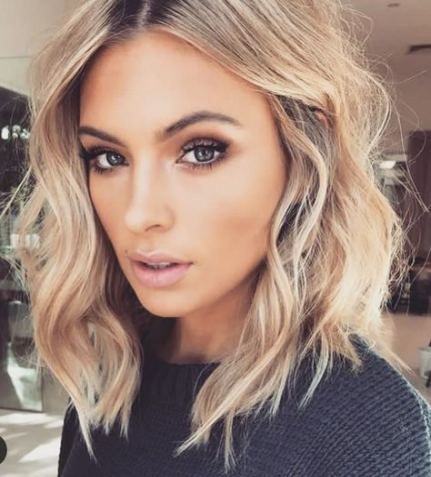 The Best Morning Routine For Wavy Hair